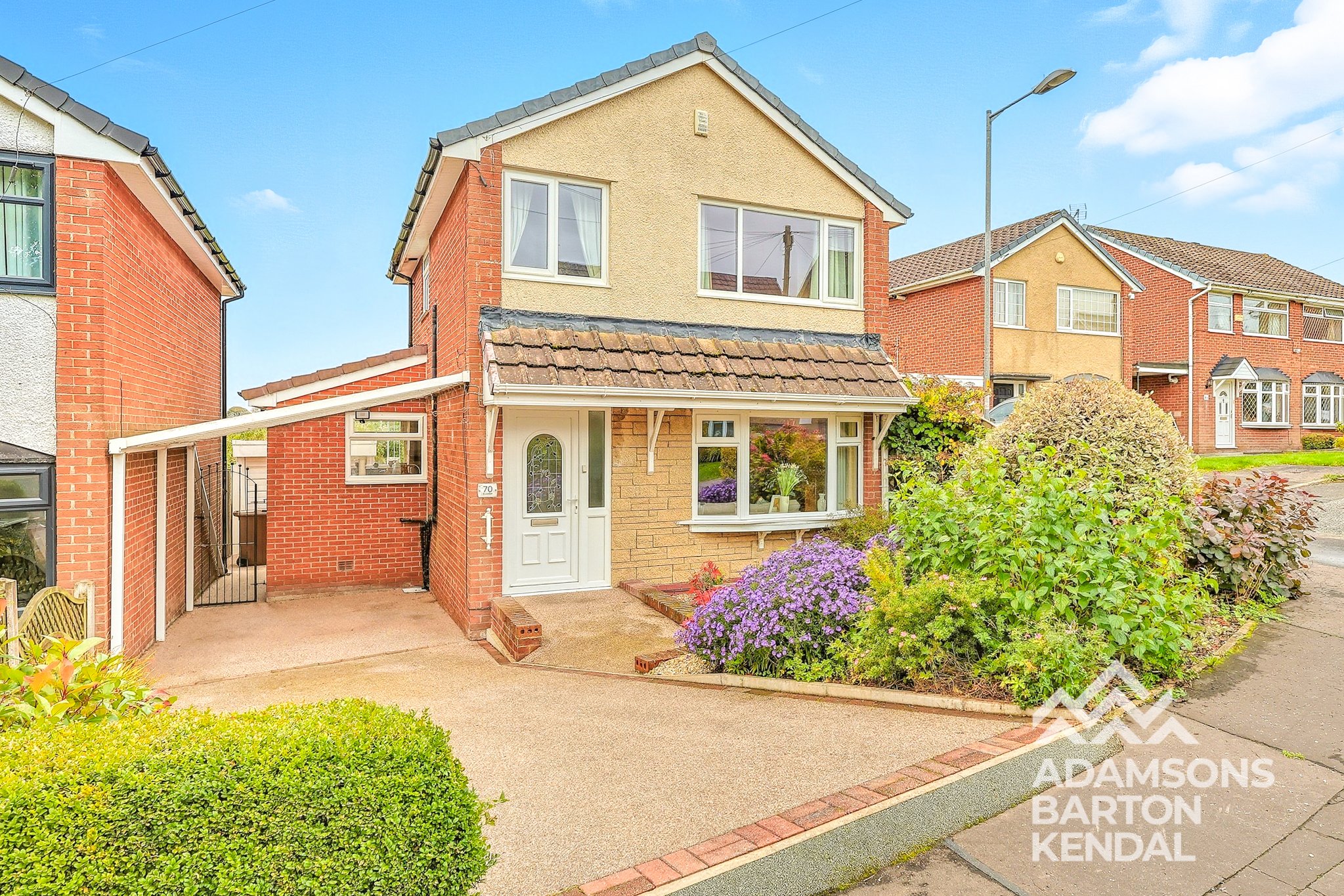 Brookdale, Rochdale OL12 0UY 3 bed property - £310,000